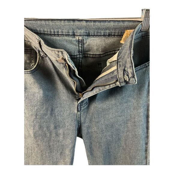 SHEIN Women’s Blue High-Rise Frayed Flare Jeans Size 32 - Picture 3 of 13